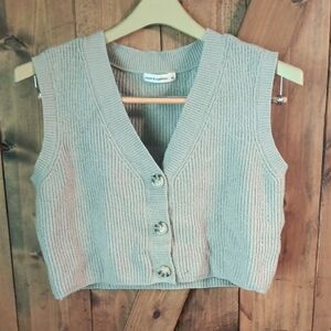 Moon & Madison Light Green Knit Sweater